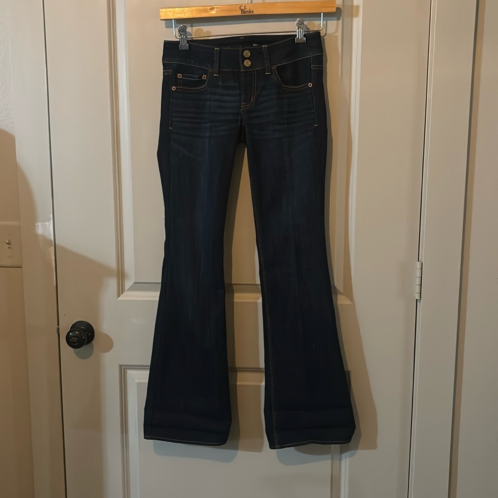 American Eagle jeans size 2 inseam 31 dark wash